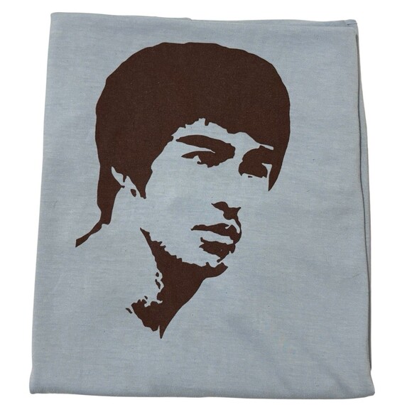 VTG Y2K Bruce Lee Bundle W/ Mens M Blue Highly Distressed T-Shirt, Poster & DVD - Picture 2 of 13